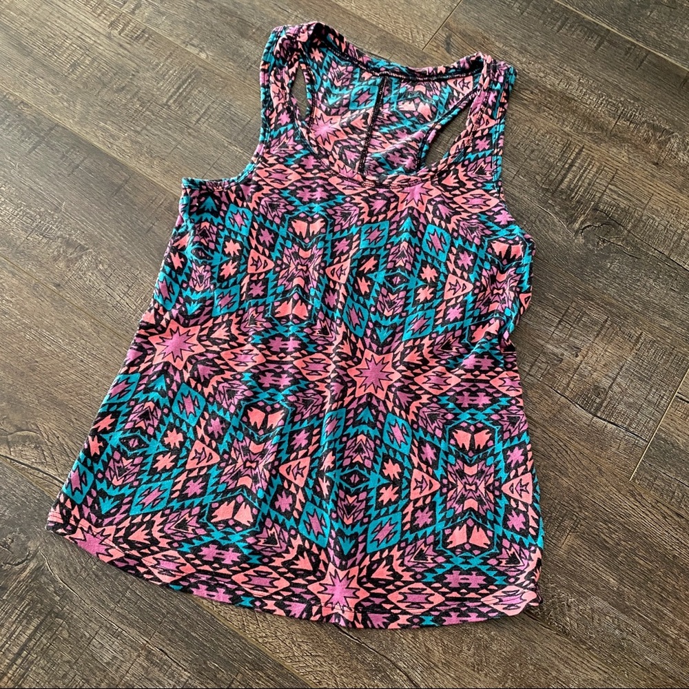 Geometric Tank Top 90s Vintage Style Summer Spring Lightweight Cami Razor Back